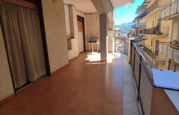 6 vani con terrazzi