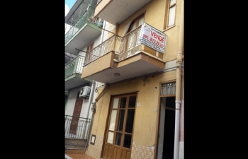 Casa singola su 3 elevazioni