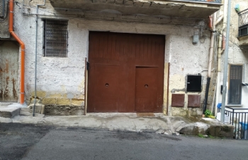 Magazzino di 90 mq