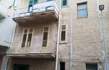 Appartamento +quota magazzino