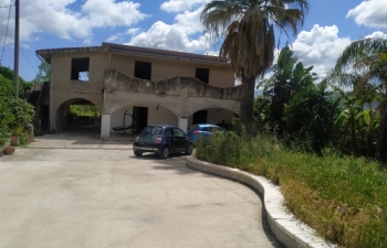 Villa pressi scuola Landolina